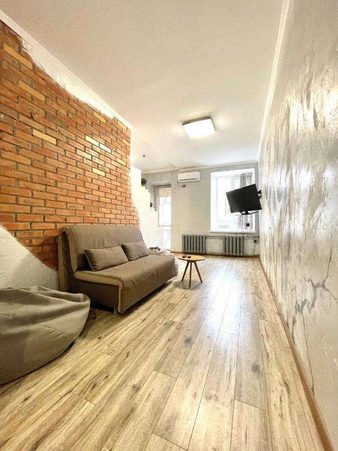 אודסה Loft On Mayakovsky 9 מראה חיצוני תמונה