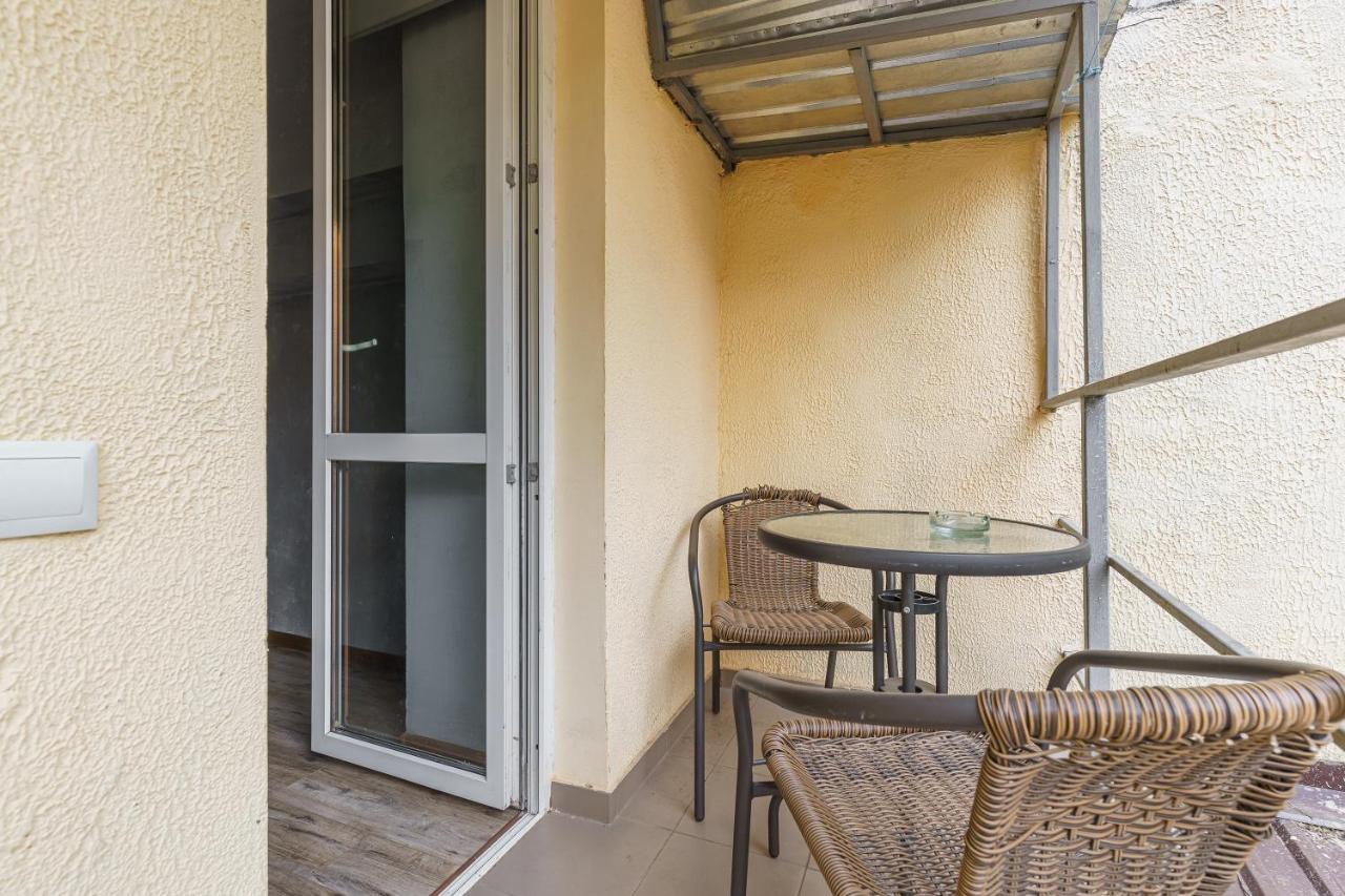 אודסה Loft On Mayakovsky 9 מראה חיצוני תמונה
