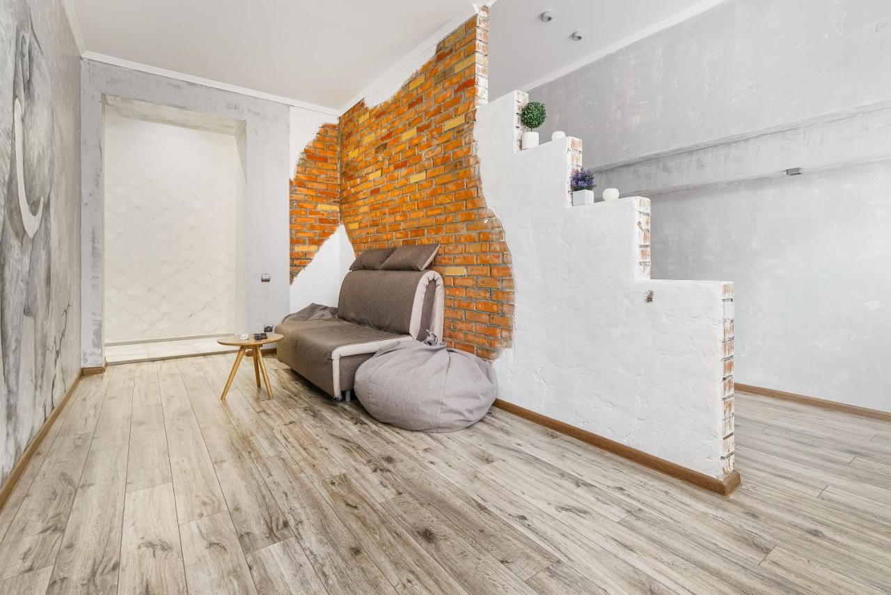 אודסה Loft On Mayakovsky 9 מראה חיצוני תמונה
