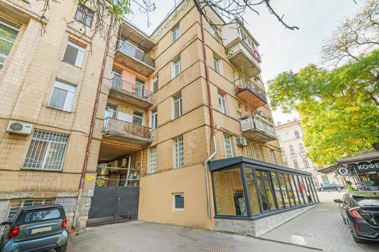 אודסה Loft On Mayakovsky 9 מראה חיצוני תמונה